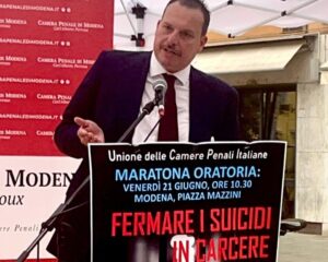 Maratona oratoria Camera penale di Modena Fermare i suicidi-intervento Avv Guido Sola