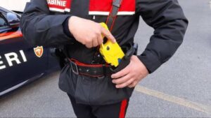 Vittima del taser Si dimentica il sostegno alle forze di polizia